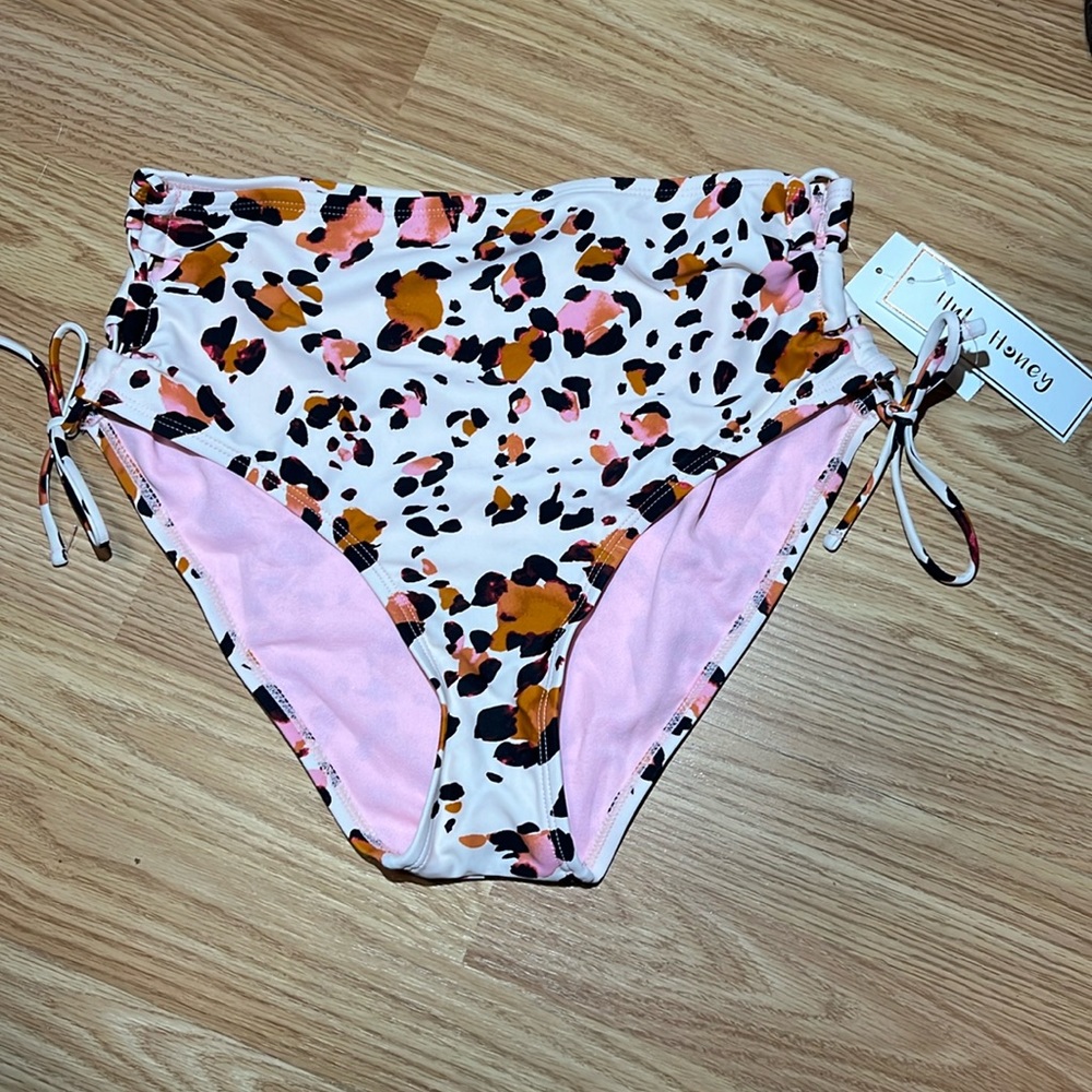 NWT HULA HONEY SZ LG PINK/RUST/BLACK